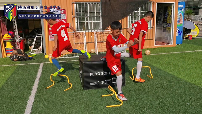 课程产品 足球体能 位置技术3.jpg